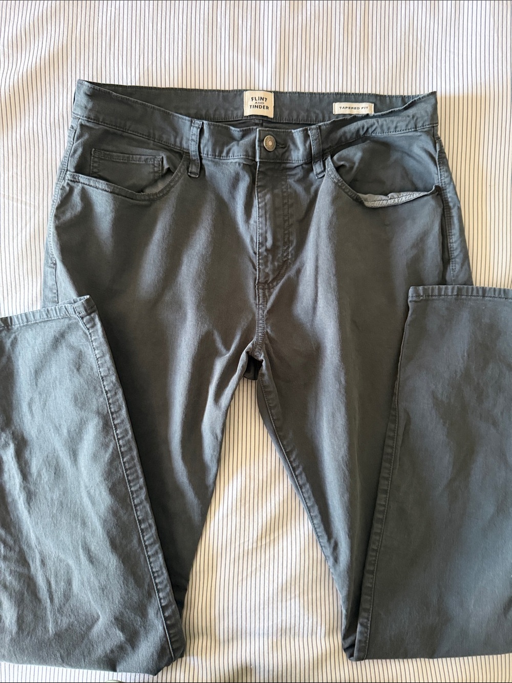 Flint and Tinder Men's Chinos tapered fit